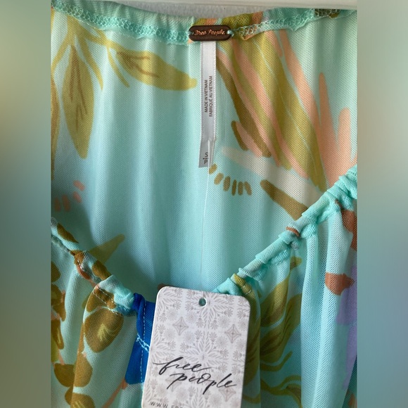 Free People Piece of Paradise Blouse Bell Sleeve Floral Mesh Sheer Multi S NEW - Picture 7 of 7